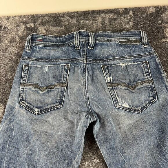 SOLD Diesel Safado Mens Jeans 31X32 Distressed Whisker Straight Button Fly Blue - Picture 11 of 13